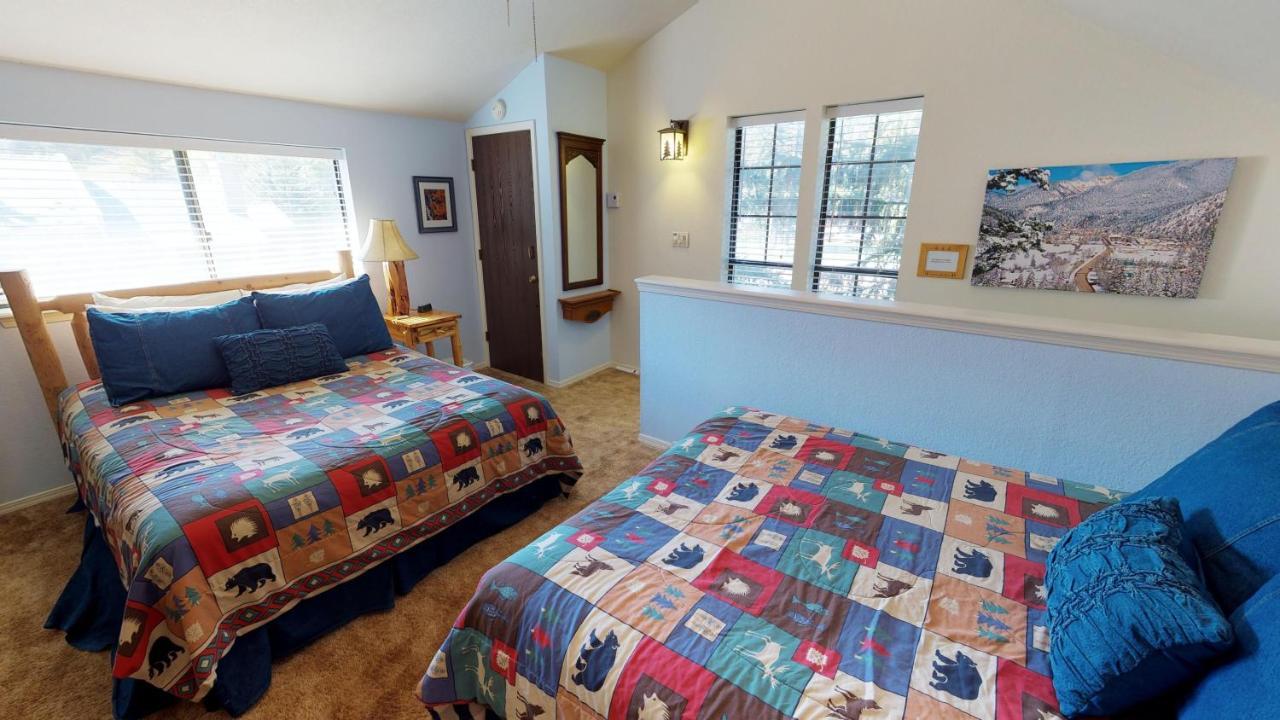 Апартаменты Claim Jumper 8 Townhouse With High Speed Wifi Ред-Ривер Экстерьер фото